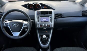 TOYOTA VERSO 1.8 147KM – MANUAL – KAMERA – KLIMATRONIC – GRZANE FOTELE full