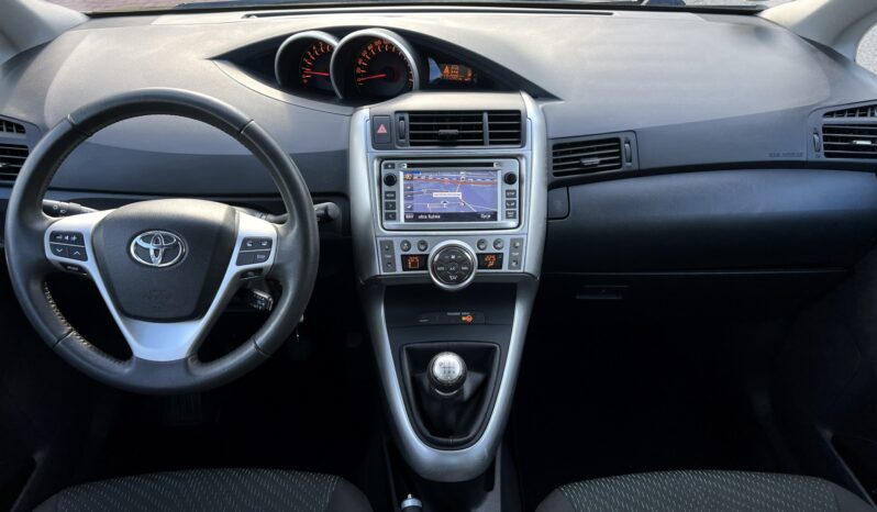 TOYOTA VERSO 1.8 147KM – MANUAL – KAMERA – KLIMATRONIC – GRZANE FOTELE full