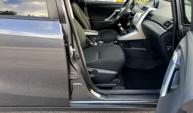 TOYOTA VERSO 1.8 147KM – MANUAL – KAMERA – KLIMATRONIC – GRZANE FOTELE full