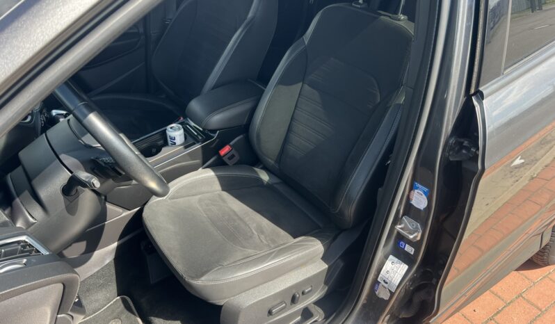 FORD KUGA II LIFT 2.0 TDCI 150KM ST-LINE – AUTOMAT – LED – PANORAMA – SERWIS full