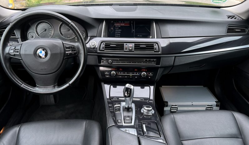 BMW F11 LIFT 530D 258KM – AUTOMAT – NAVI – NOWY ROZRZĄD – SKÓRA full