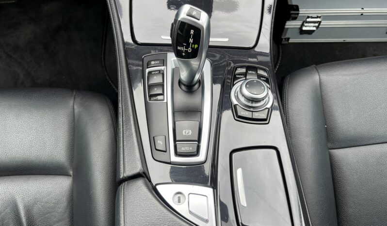 BMW F11 LIFT 530D 258KM – AUTOMAT – NAVI – NOWY ROZRZĄD – SKÓRA full