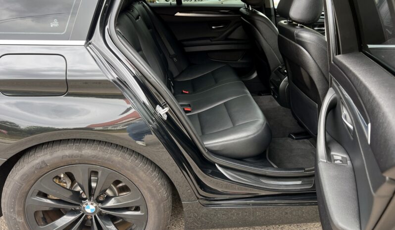 BMW F11 LIFT 530D 258KM – AUTOMAT – NAVI – NOWY ROZRZĄD – SKÓRA full