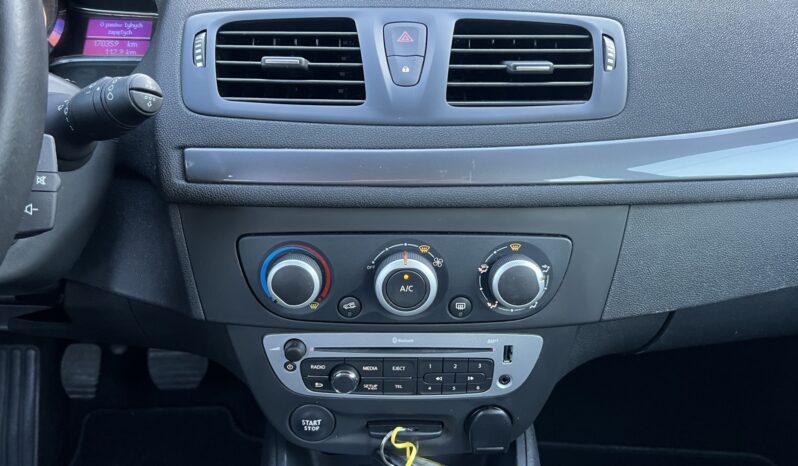 RENAULT MEGANE III LIMITED 1.6 16V 110KM – KLIMA – SERWIS ASO – IMPORT NIEMCY full