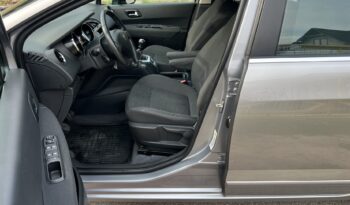 PEUGEOT 5008 2.0 HDI 150KM – KLIMATRONIC – 7 FOTELI – MANUAL full