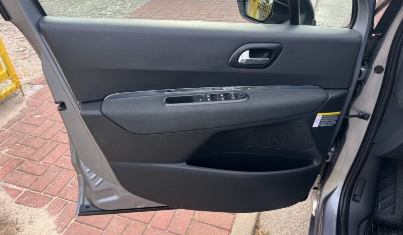 PEUGEOT 5008 2.0 HDI 150KM – KLIMATRONIC – 7 FOTELI – MANUAL full
