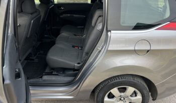 PEUGEOT 5008 2.0 HDI 150KM – KLIMATRONIC – 7 FOTELI – MANUAL full