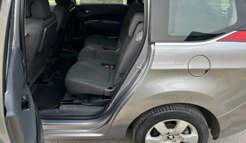 PEUGEOT 5008 2.0 HDI 150KM – KLIMATRONIC – 7 FOTELI – MANUAL full