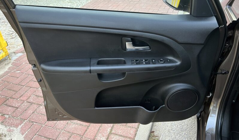 KIA VENGA LIFT 1.6 CRDI 128KM – KAMERA – NAVI – GRZANE FOTELE I KIEROWNICA full
