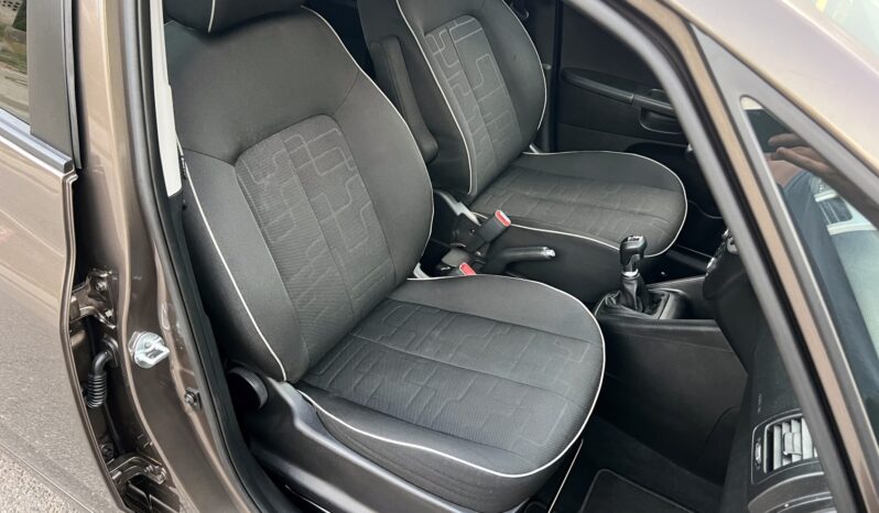 KIA VENGA LIFT 1.6 CRDI 128KM – KAMERA – NAVI – GRZANE FOTELE I KIEROWNICA full