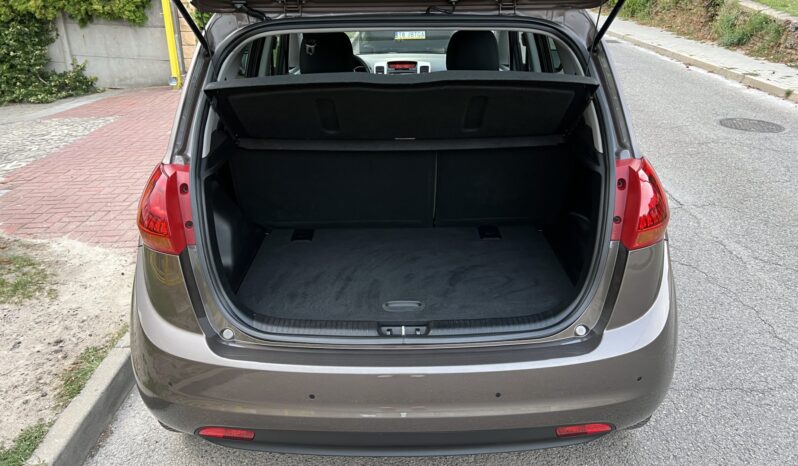 KIA VENGA LIFT 1.6 CRDI 128KM – KAMERA – NAVI – GRZANE FOTELE I KIEROWNICA full