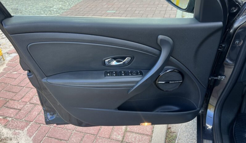 RENAULT MEGANE III 1.6 DCI 130KM – BOSE – KAMERA COFANIA – GRZANE FOTELE – KLIMATRONIC full