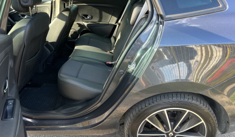 RENAULT MEGANE III 1.6 DCI 130KM – BOSE – KAMERA COFANIA – GRZANE FOTELE – KLIMATRONIC full