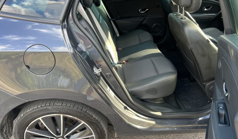 RENAULT MEGANE III 1.6 DCI 130KM – BOSE – KAMERA COFANIA – GRZANE FOTELE – KLIMATRONIC full