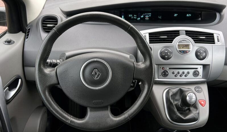RENAULT SCENIC II 1.6 16V 112KM – NISKI PRZEBIEG – KLIMATRONIC – NOWY ROZRZĄD – IMPORT NIEMCY full