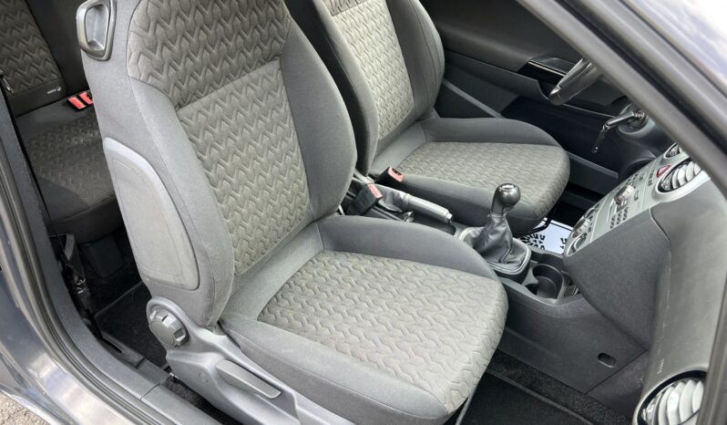 OPEL CORSA D LIFT 1.2 70KM – KLIMA – TEMPOMAT – ALUFELGI – NISKI PRZEBIEG full
