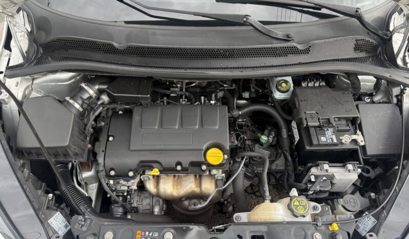 OPEL CORSA E 1.4 90KM – KLIMATRONIC – GRZANE FOTELE I KIEROWNICA – TEMPOMAT full