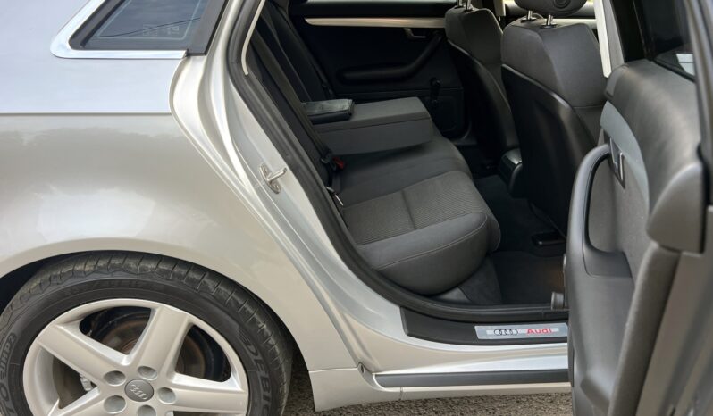 AUDI A4 B7 2.0 BENZYNA 131KM – MANUAL – KLIMATRONIC – XENON – SPORTY full