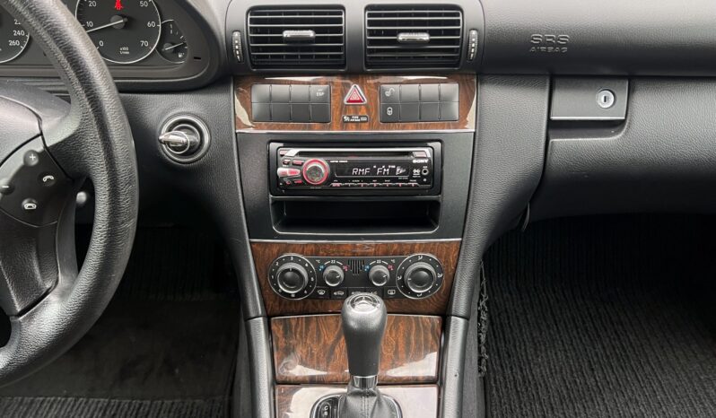 MERCEDES W203 LIFT C180 KOMPRESSOR 143KM – AUTOMAT – NOWY ROZRZĄD – IMPORT NIEMCY full